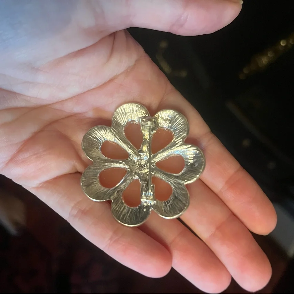 Vintage Peachy Pink Flower Enamel Brooch with rhinestones